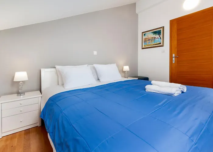 Apartman Lili *