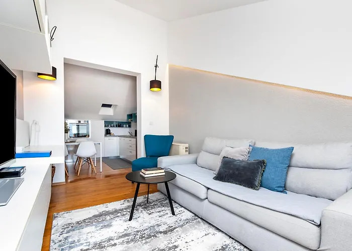 Lili Apartman *